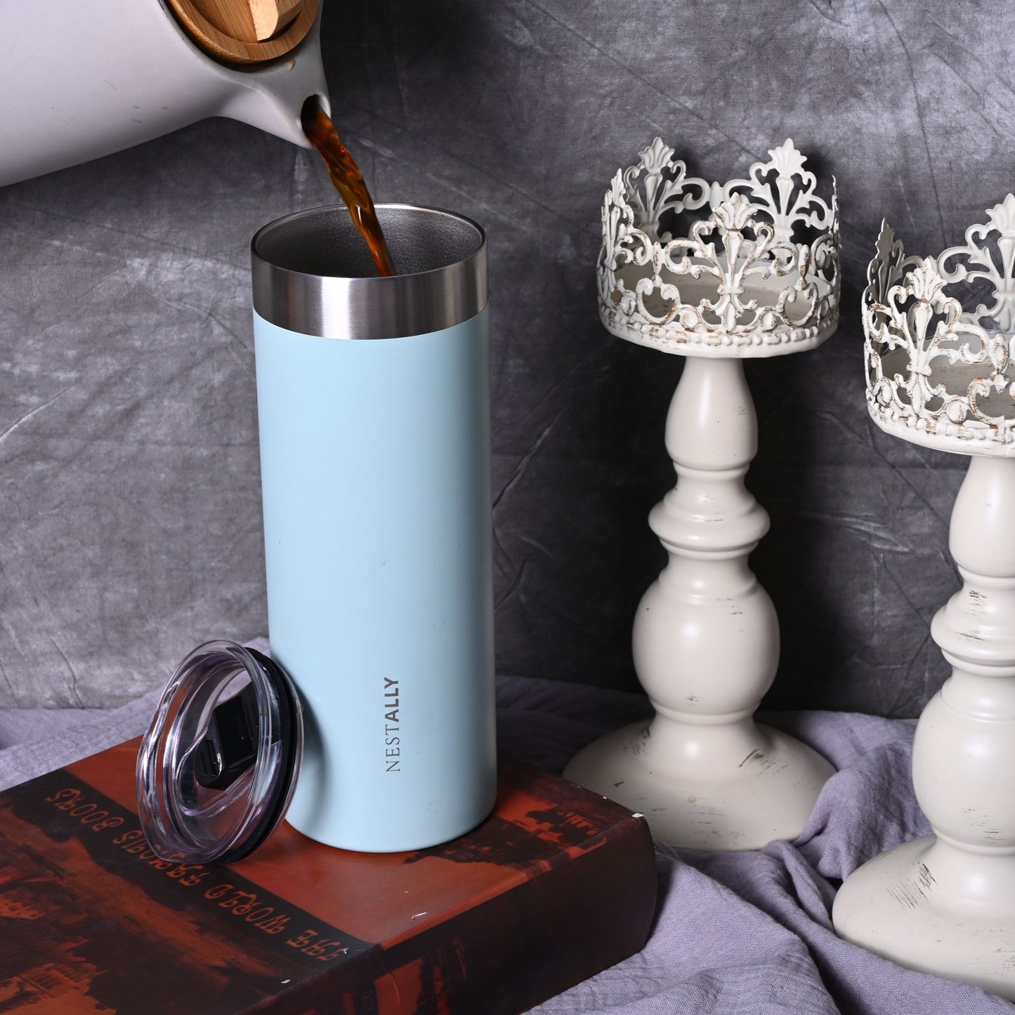 Chic 20oz Stainless Steel Travel Mug with Dual Lids